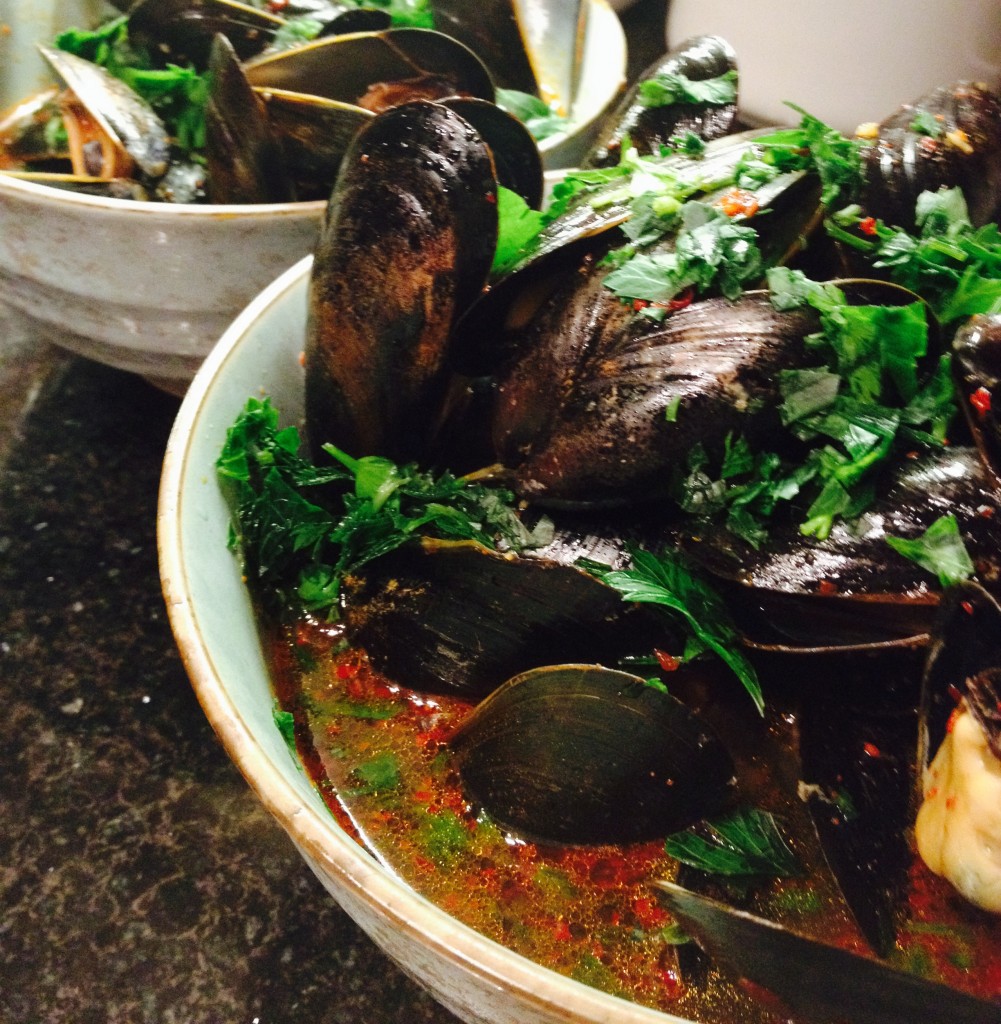 koreanstyle mussels in spicy broth radish*rose