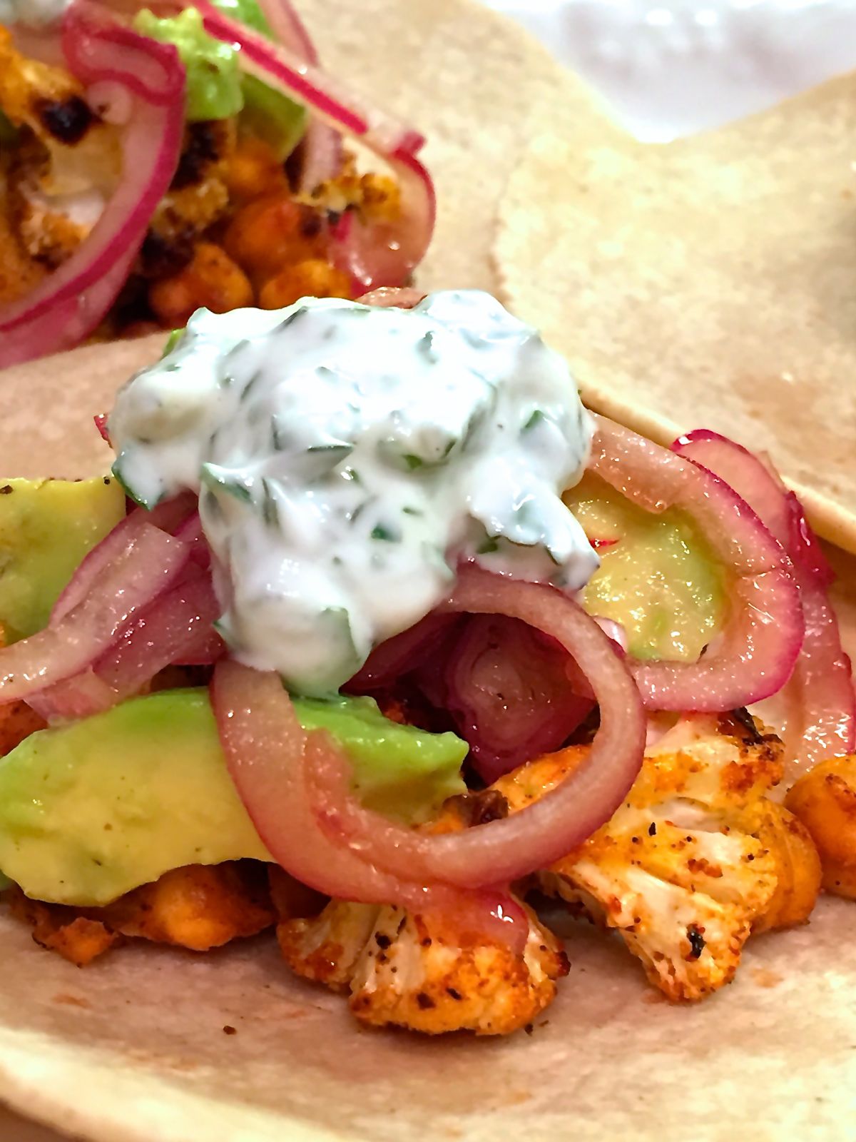 roasted chickpea cauliflower tacos with cilantro garlic yogurt sauce :: by radish*rose