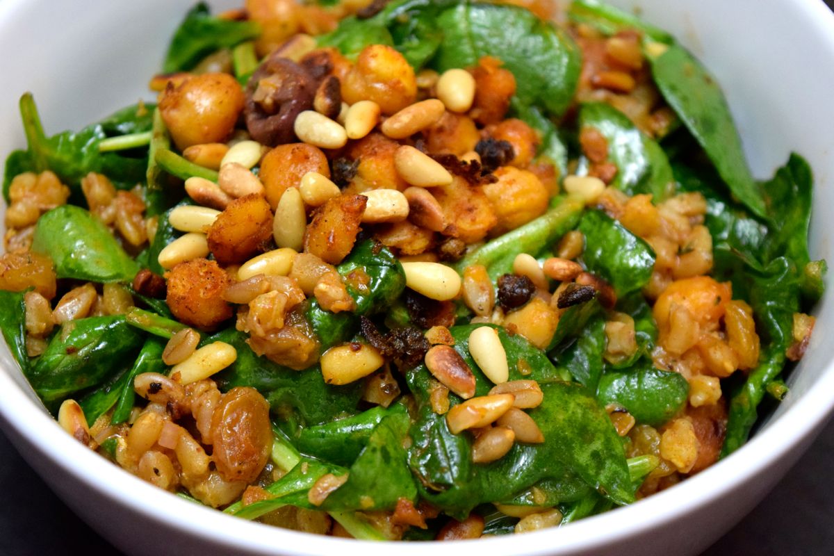 smoky chickpea farro salad with olives, capers, and pine nuts :: by radish*rose