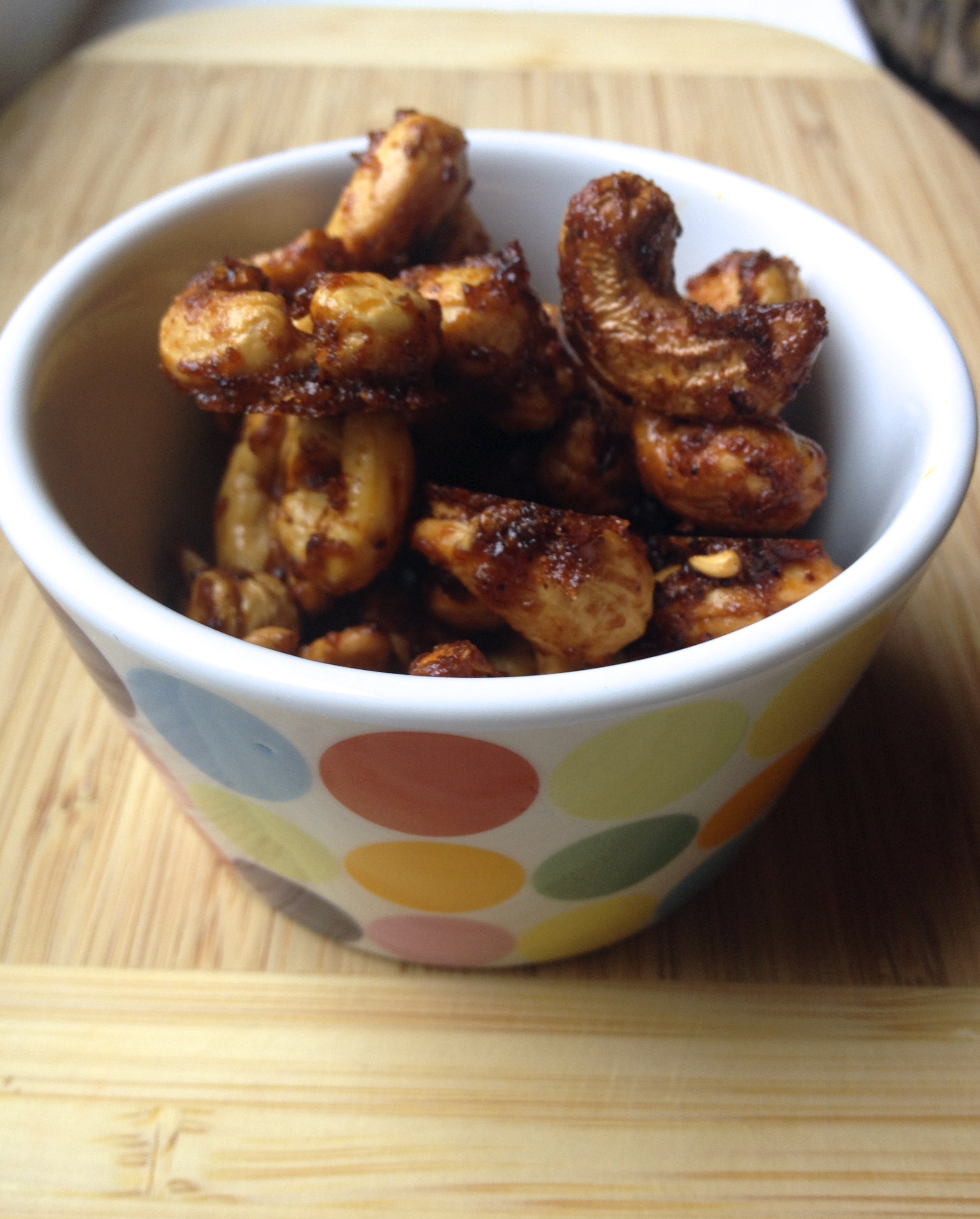 smoky spicy chipotle cashews :: by radish*rose