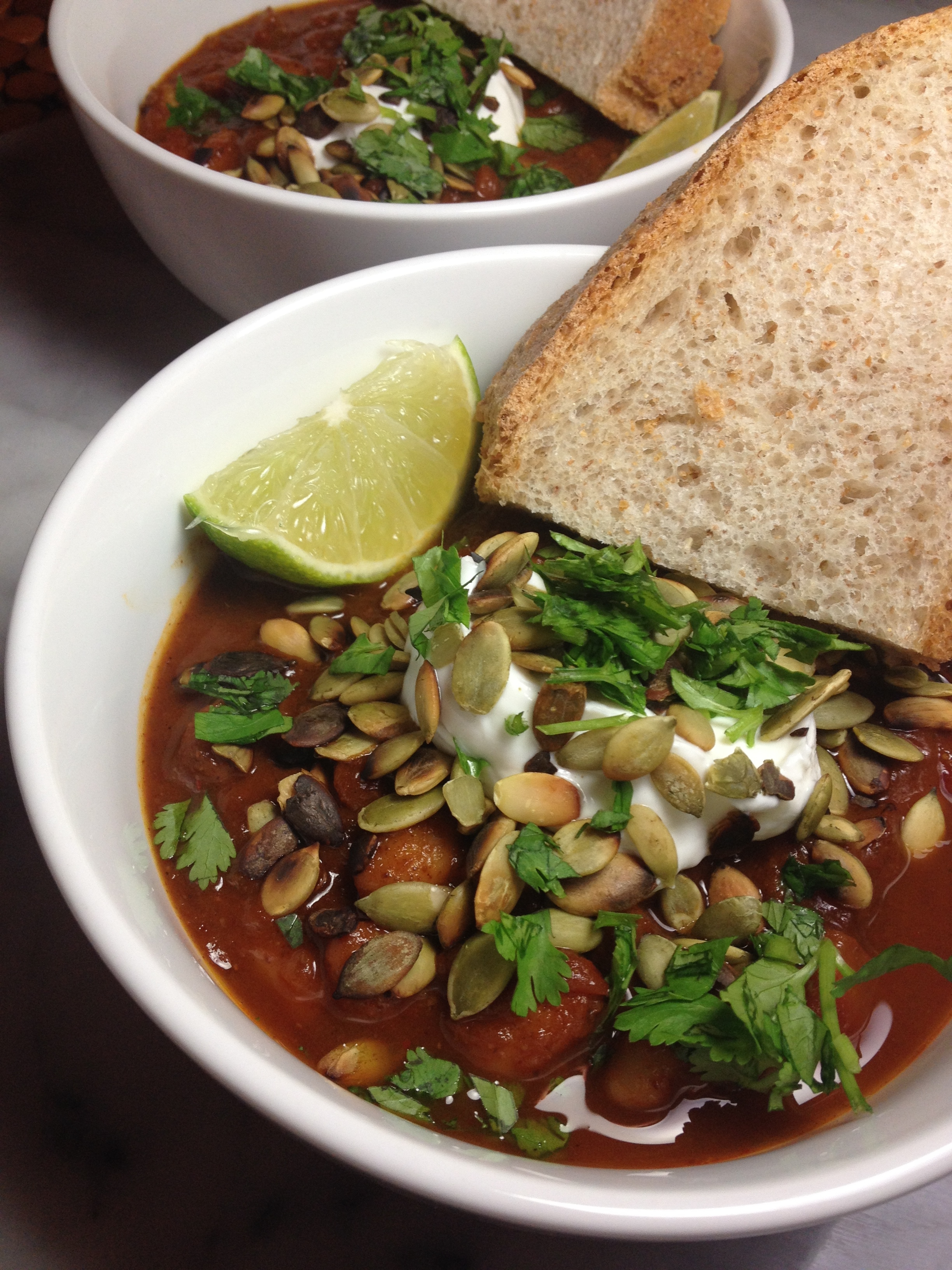 pumpkin chili with fire-roasted tomatoes, white beans and toasted pepitas :: by radish*rose